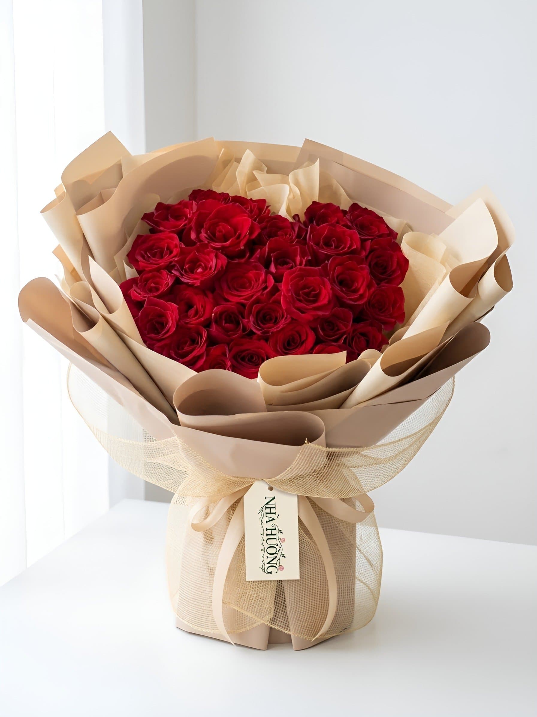Thắm Sắc Hồng