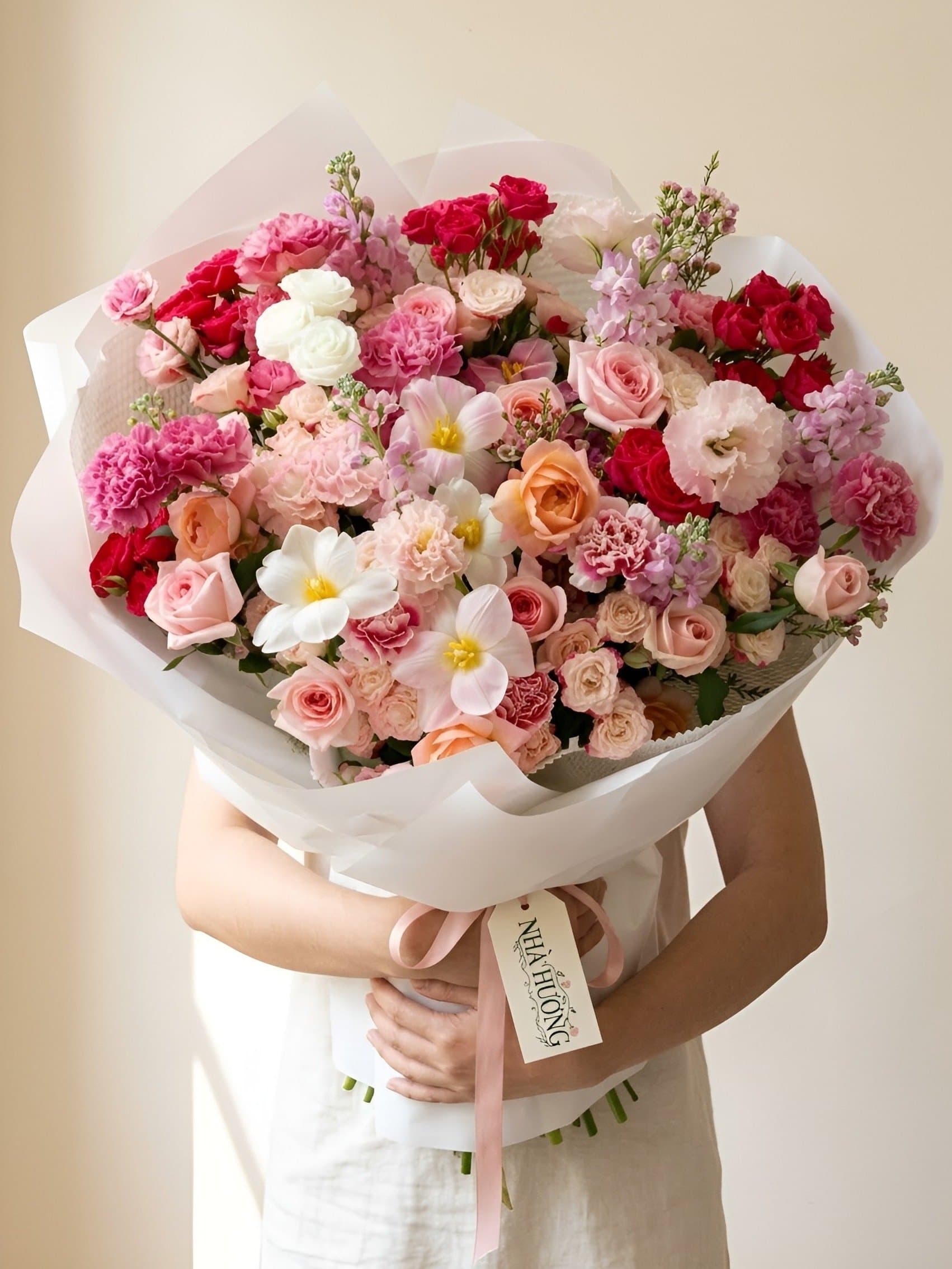 Hồng Đào Viên Mãn